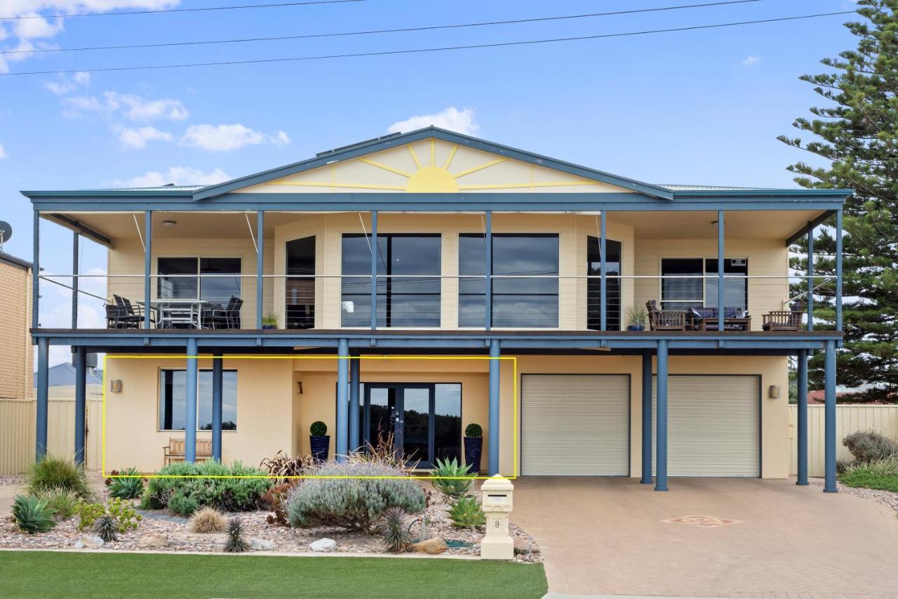 Beachside Escape On The Esplanade Christies Beach Exterior photo